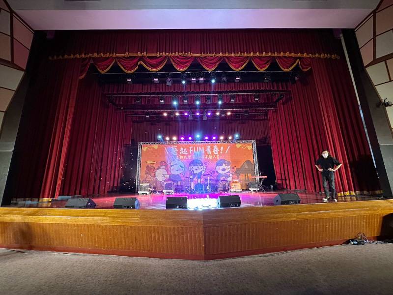 藝起FUN青春 世新大學地18屆才藝大賞